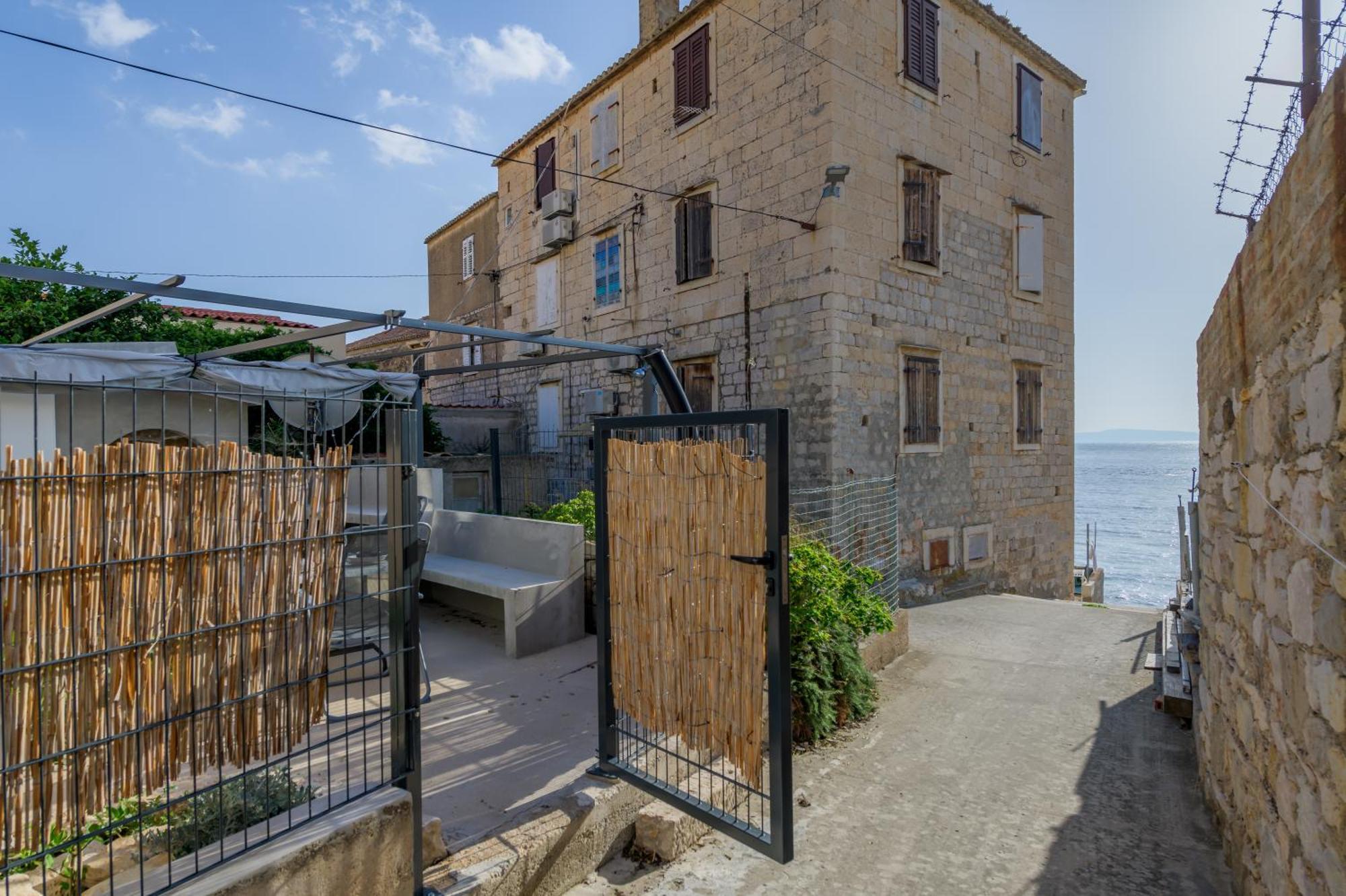 Tiny Secret House Komiža Exterior foto
